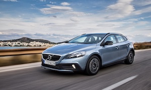 Rent a Car in Andros VOLVO V40 Cross-Country 